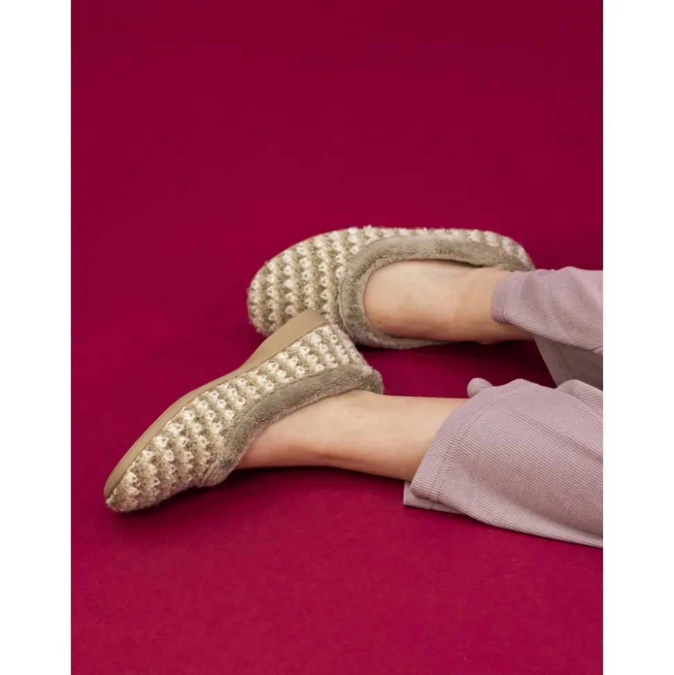 Lunar Shoes Hausschuh | Pantoffel*Beige Slipper „Cambria“